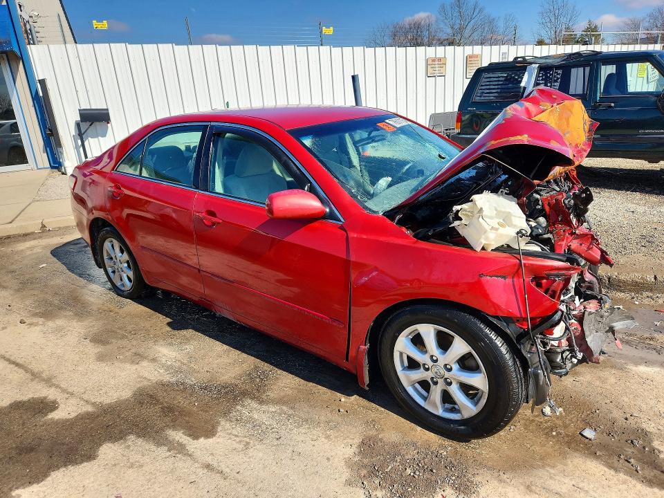 78611115 :رقم المزاد ، 4T1BF3EKXBU665756 vin ، 2011 Toyota Camry مزاد بيع