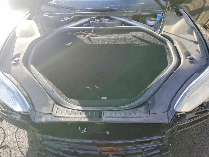 Продажа на аукционе авто 2015 Tesla Model S, vin: 5YJSA1E28FF115249, номер лота: 78111885