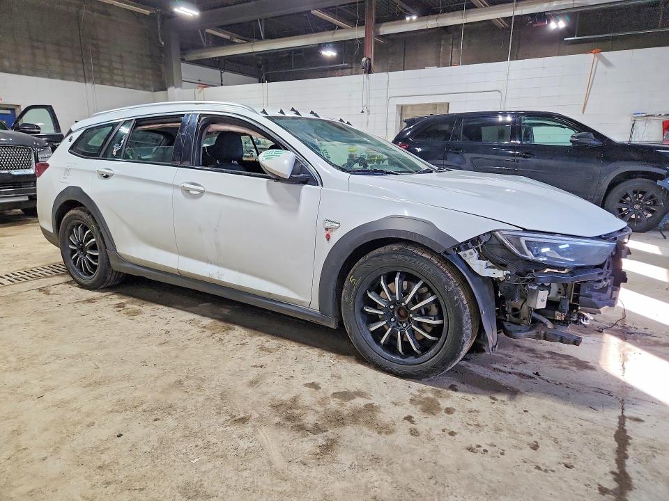 Продажа на аукционе авто 2019 Buick Regal Tourx, vin: W04GU8SX3K1035926, номер лота: 79462785