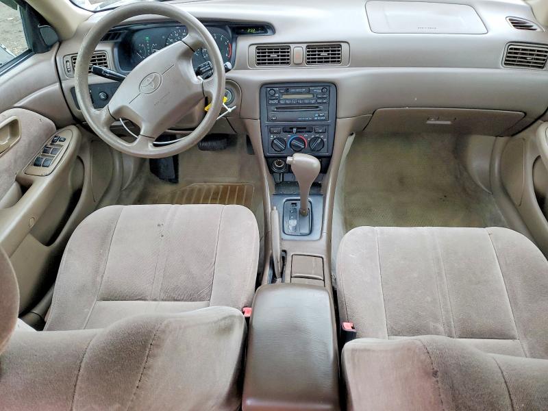 78145335 :رقم المزاد ، 4T1BG22K0WU242492 vin ، 1998 Toyota Camry مزاد بيع