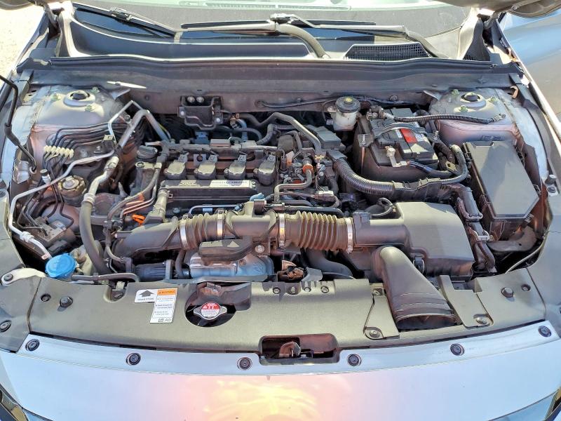 79252555 :رقم المزاد ، 1HGCV1F3XJA056448 vin ، 2018 Honda Accord مزاد بيع