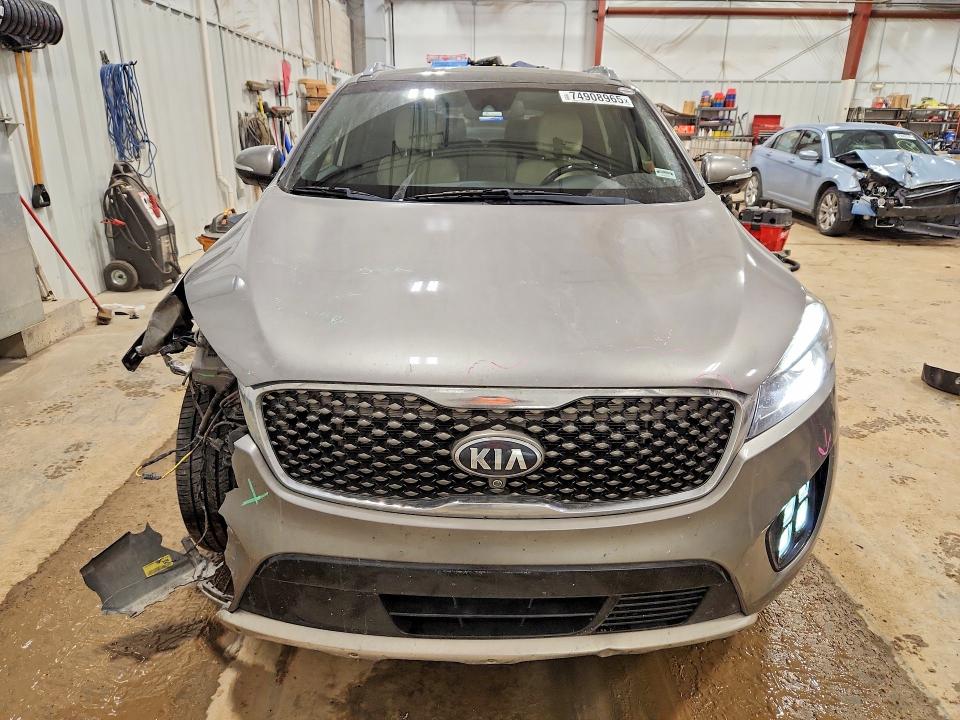 Продажа на аукционе авто 2017 Kia Sorento, vin: 5XYPK4A56HG311139, номер лота: 74908965