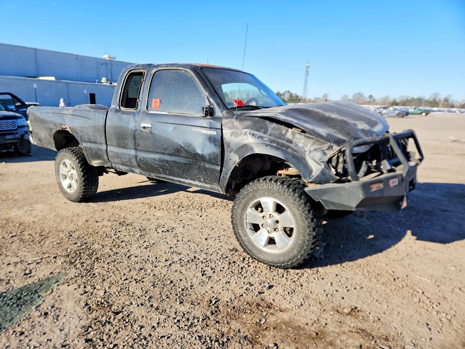 Продаж на аукціоні авто 2004 Toyota Tacoma, vin: 5TEWM72NX4Z392894, номер лоту: 76135795