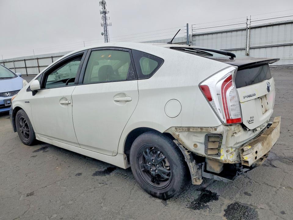 2015 Toyota Prius მანქანა იყიდება აუქციონზე, vin: JTDKN3DU2F0467325, აუქციონის ნომერი: 76031475