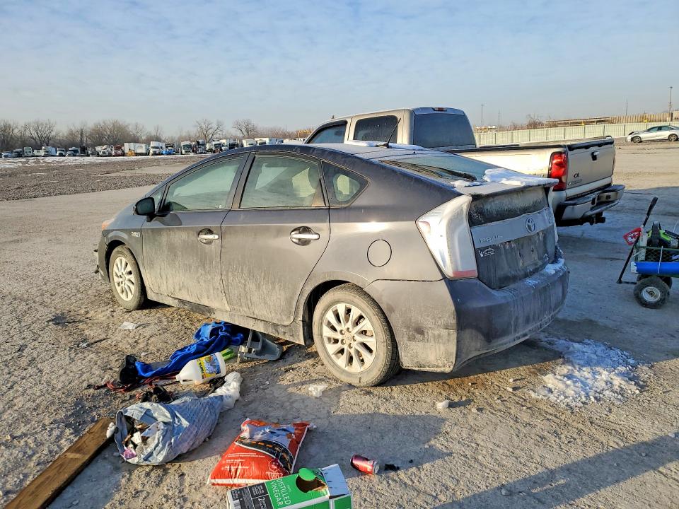 75485835 :رقم المزاد ، JTDKN3DP9E3050856 vin ، 2014 Toyota Prius Plug-in Hybrid مزاد بيع
