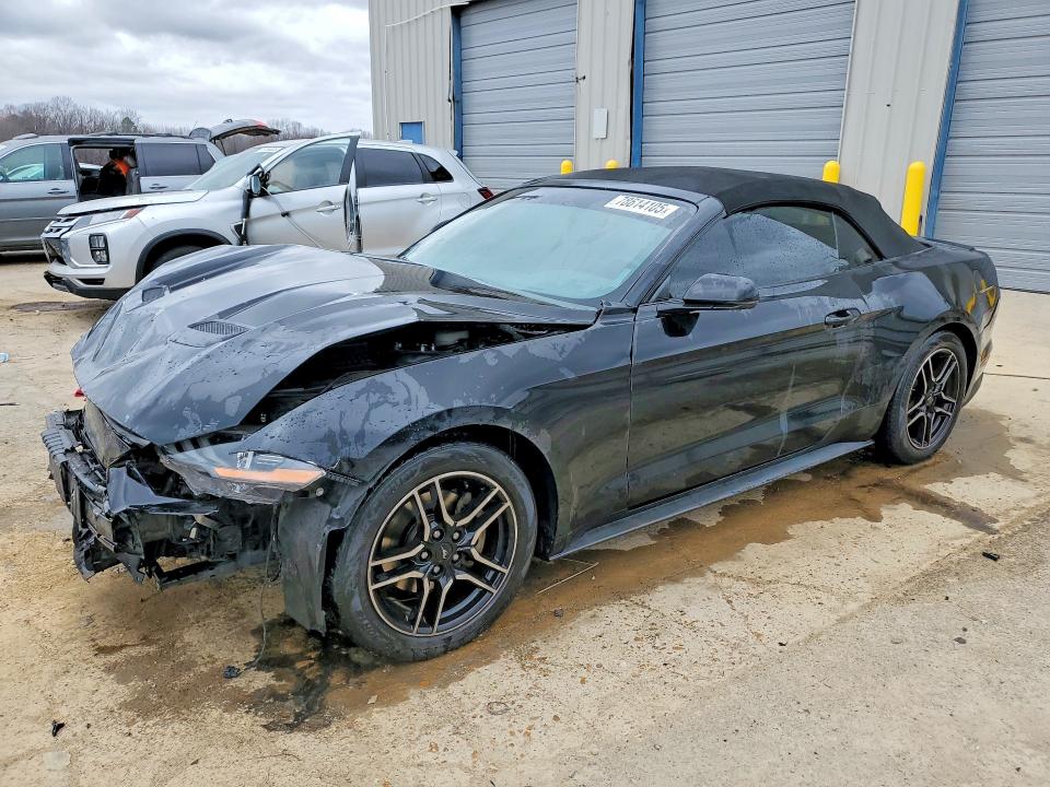 78614105 :رقم المزاد ، 1FATP8UH0J5111231 vin ، 2018 Ford Mustang مزاد بيع