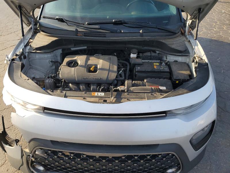 76839695 :رقم المزاد ، KNDJ33AU3M7737141 vin ، 2021 Kia Soul مزاد بيع