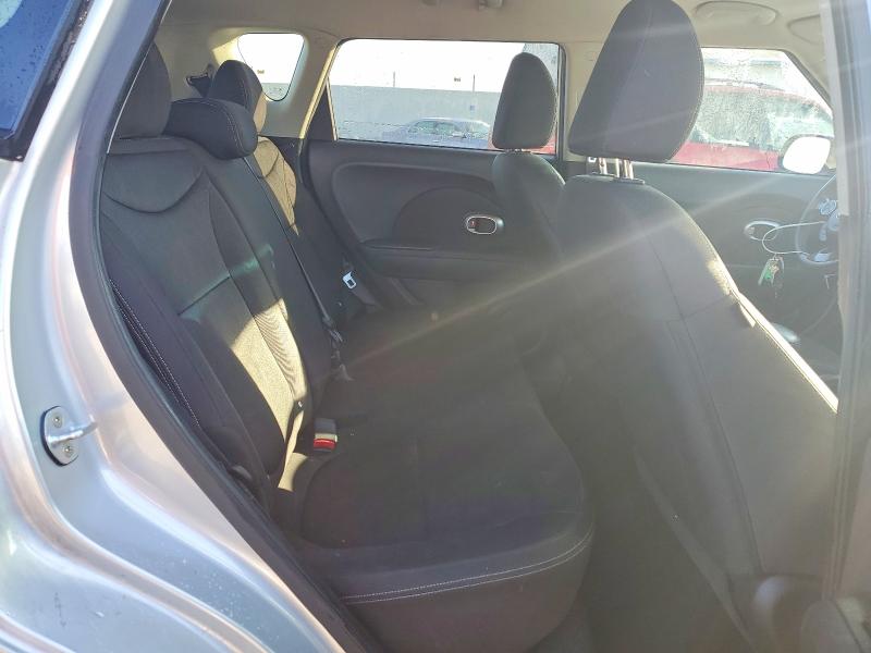 Продажа на аукционе авто 2015 Kia Soul, vin: KNDJN2A24F7771319, номер лота: 77162375