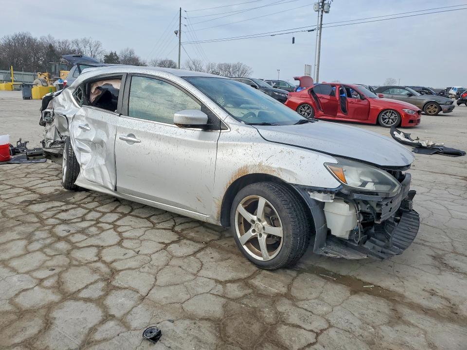 78888845 :رقم المزاد ، 3N1AB7AP3JY243878 vin ، 2018 Nissan Sentra مزاد بيع