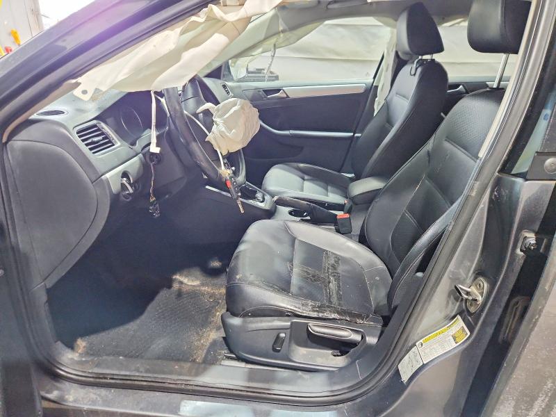 77183295 :رقم المزاد ، 3VWDX7AJ4DM260222 vin ، 2013 Volkswagen Jetta مزاد بيع