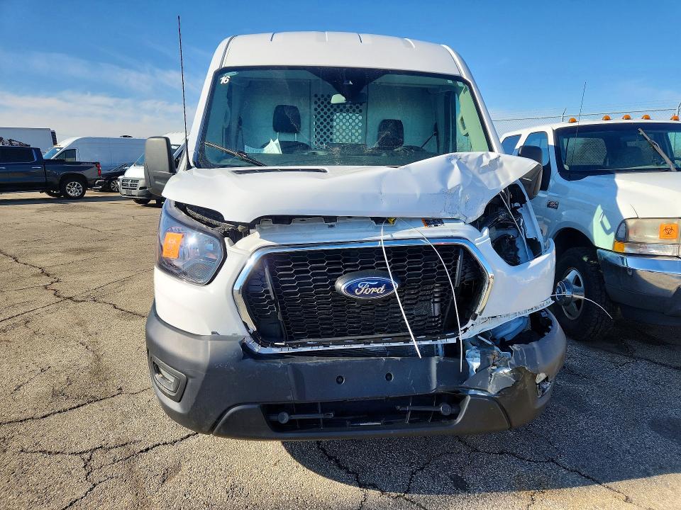 Продажа на аукционе авто 2024 Ford Transit, vin: 1FTBR1C87RKB05724, номер лота: 75823545
