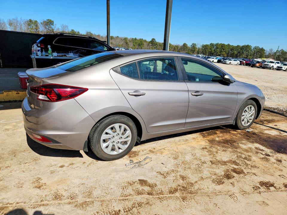 2020 Hyundai Elantra მანქანა იყიდება აუქციონზე, vin: KMHD74LF1LU105532, აუქციონის ნომერი: 97930595