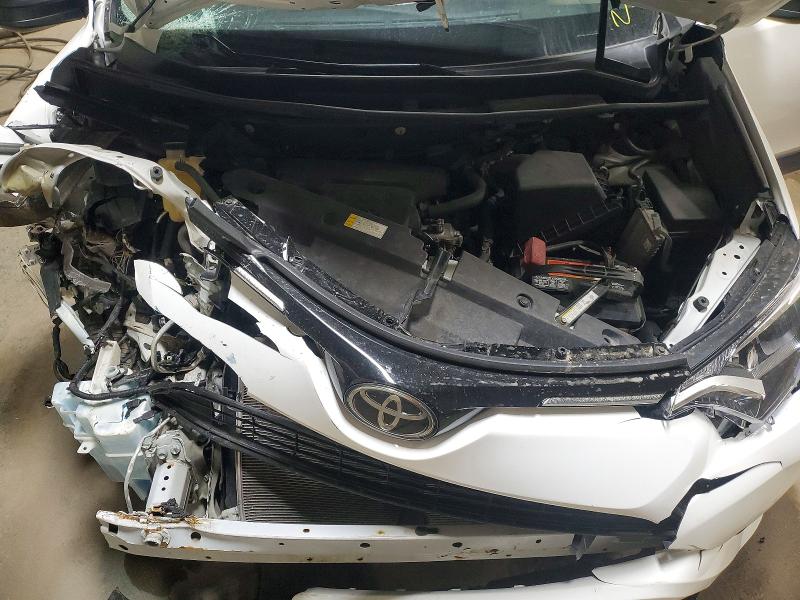78165495 :رقم المزاد ، 2T3BFREV3JW725265 vin ، 2018 Toyota Rav4 مزاد بيع