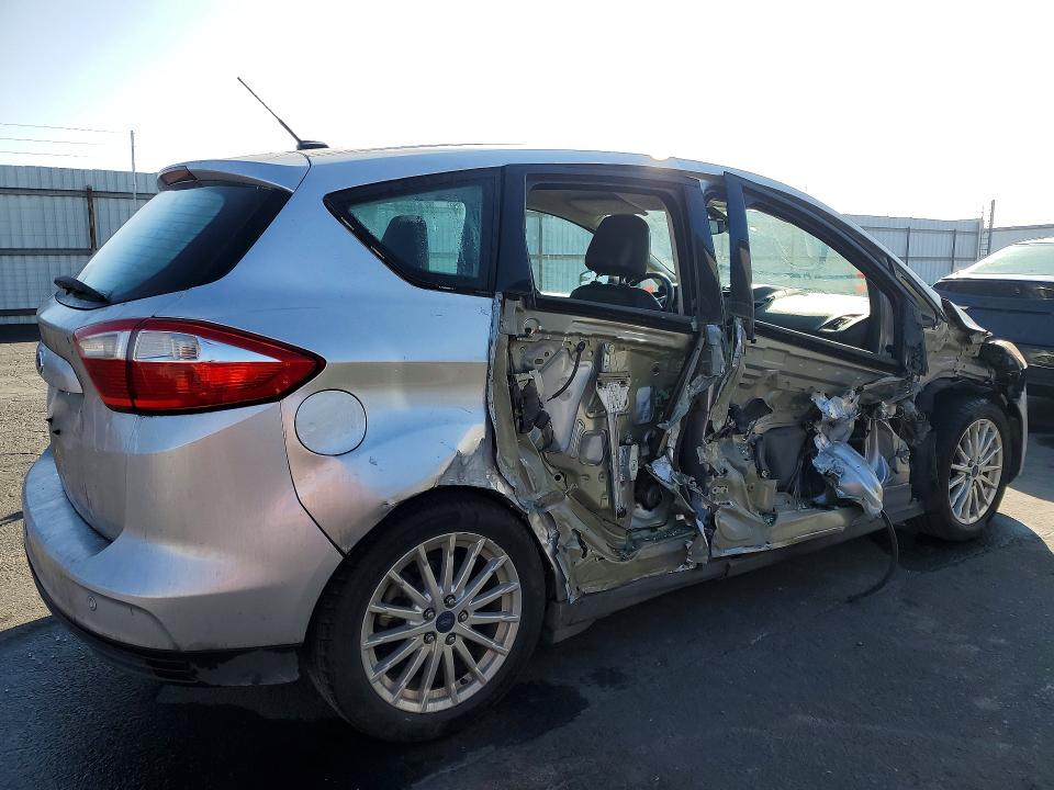 76275915 :رقم المزاد ، 1FADP5BU8FL112827 vin ، 2015 Ford C-max مزاد بيع