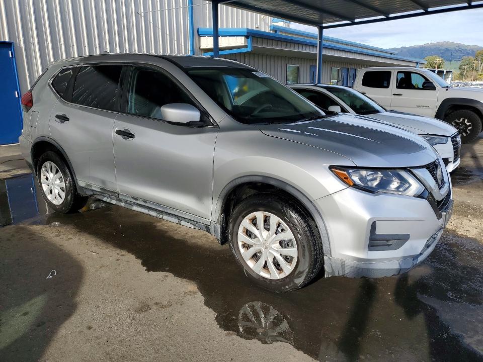 78095695 :رقم المزاد ، KNMAT2MT5JP529478 vin ، 2018 Nissan Rogue مزاد بيع