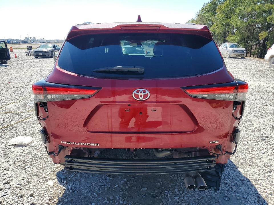 2022 Toyota Highlander მანქანა იყიდება აუქციონზე, vin: 5TDLZRAH2NS114498, აუქციონის ნომერი: 79457945