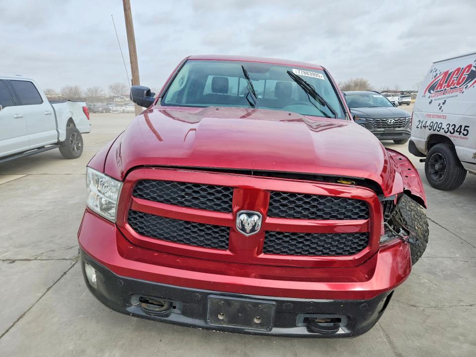 77883995 :رقم المزاد ، 1C6RR6LT5FS692301 vin ، 2015 Ram 1500 مزاد بيع