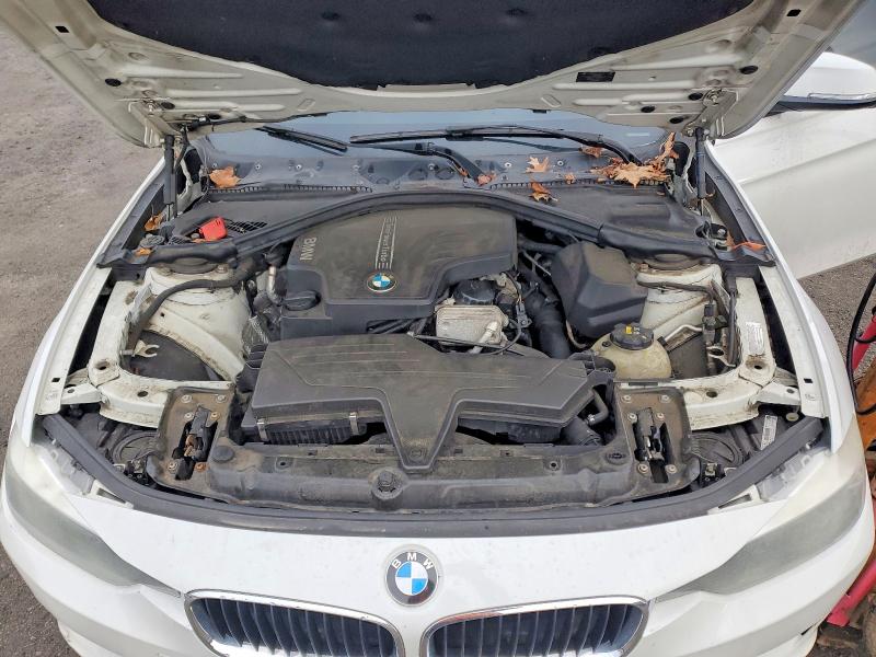 2014 Bmw 320 მანქანა იყიდება აუქციონზე, vin: WBA3C3G58ENS70592, აუქციონის ნომერი: 78292435