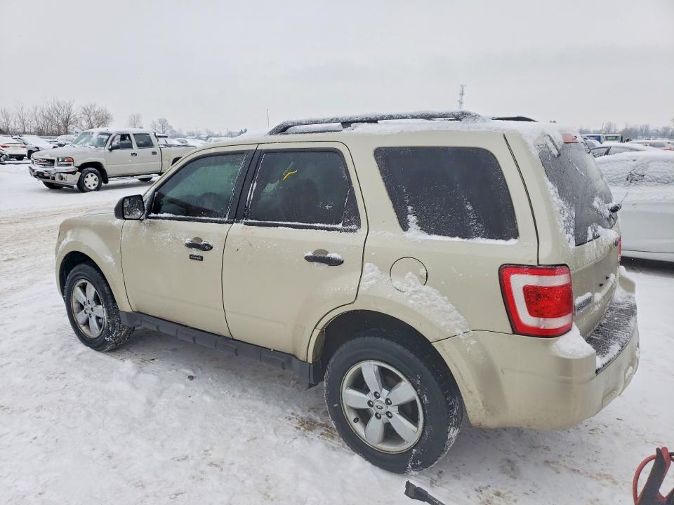 75468425 :رقم المزاد ، 1FMCU0DG3AKC74772 vin ، 2010 Ford Escape Xlt مزاد بيع