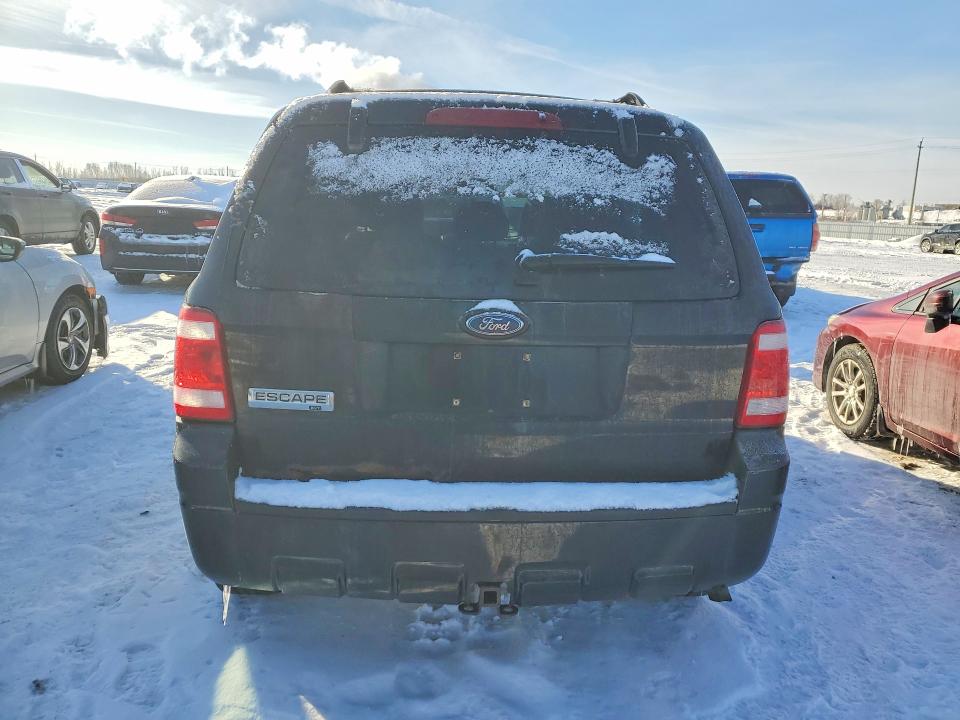 72744565 :رقم المزاد ، 1FMCU03G19KA90749 vin ، 2009 Ford Escape مزاد بيع