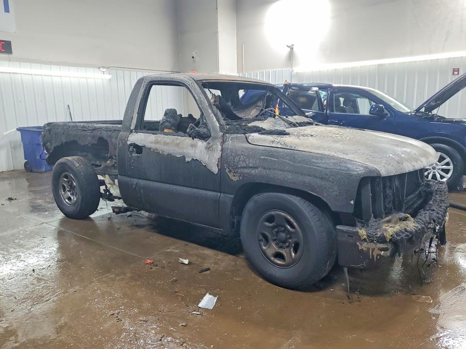 2000 Chevrolet Silverado მანქანა იყიდება აუქციონზე, vin: 1GCEK14V6YZ232508, აუქციონის ნომერი: 76403095