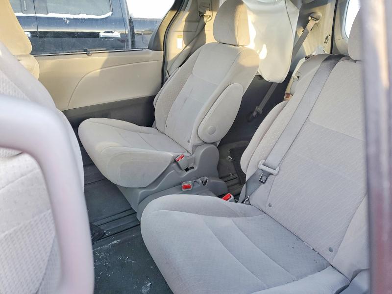 Продаж на аукціоні авто 2015 Toyota Sienna, vin: 5TDKK3DCXFS609398, номер лоту: 74110305