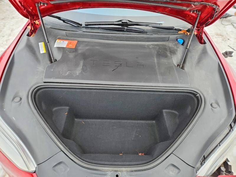 77076285 :رقم المزاد ، 5YJSA1E28HF180167 vin ، 2017 Tesla Model S مزاد بيع