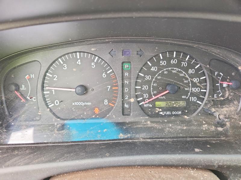 Auction sale of the 2000 Toyota Sienna, vin: 4T3ZF13C1YU220272, lot number: 73085505