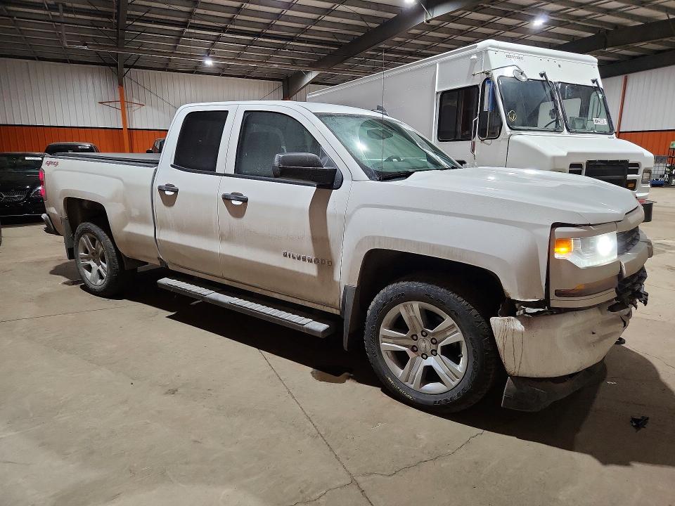 79307265 :رقم المزاد ، 1GCVKPECXJZ125676 vin ، 2018 Chevrolet Truck/van Silverado 1500 Custo مزاد بيع