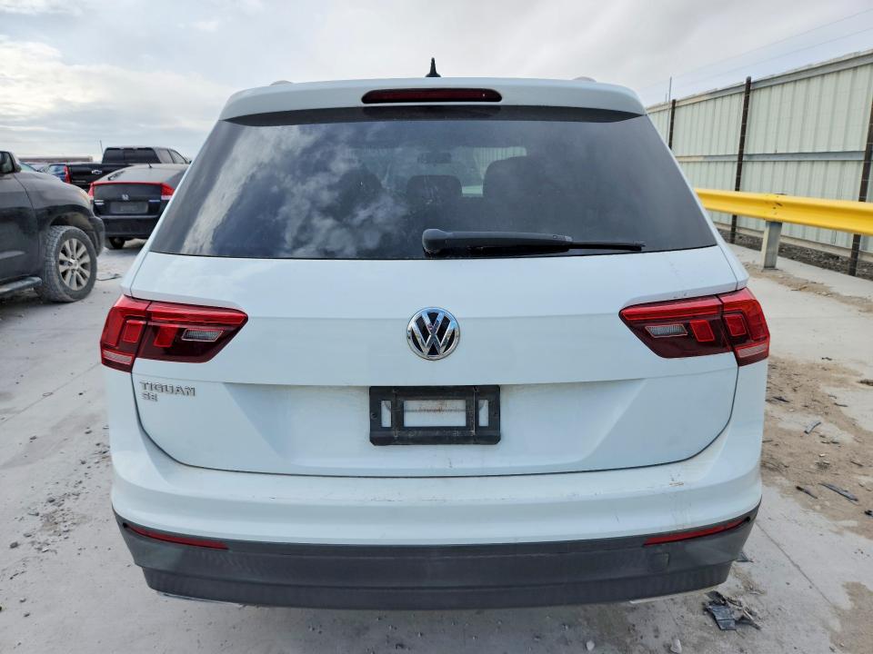 Продажа на аукционе авто 2019 Volkswagen Tiguan, vin: 3VV3B7AX8KM187825, номер лота: 74800915