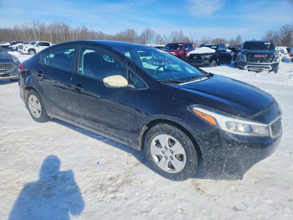 2018 Kia Forte მანქანა იყიდება აუქციონზე, vin: 3KPFK4A7XJE274595, აუქციონის ნომერი: 77430425