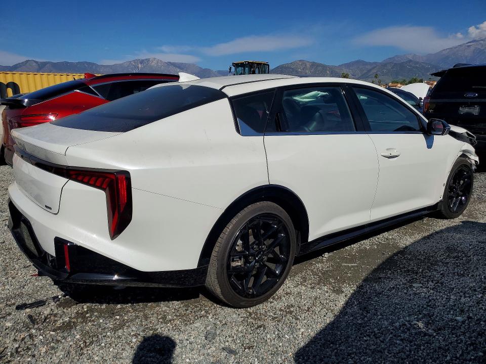 Продажа на аукционе авто 2025 Kia K4, vin: 3KPFW4DCXSE099960, номер лота: 77167475