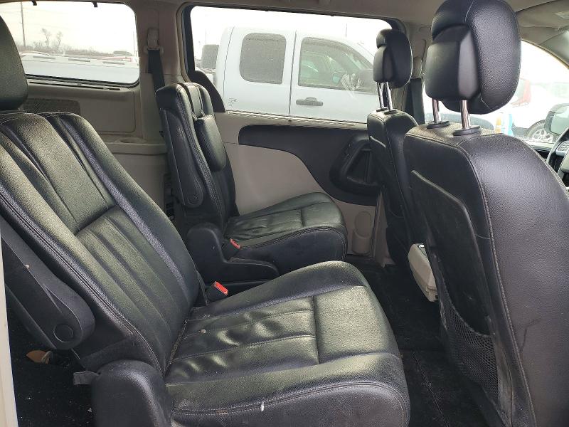 75659965 :رقم المزاد ، 2C4RC1BG6DR808332 vin ، 2013 Chrysler Town & Country مزاد بيع