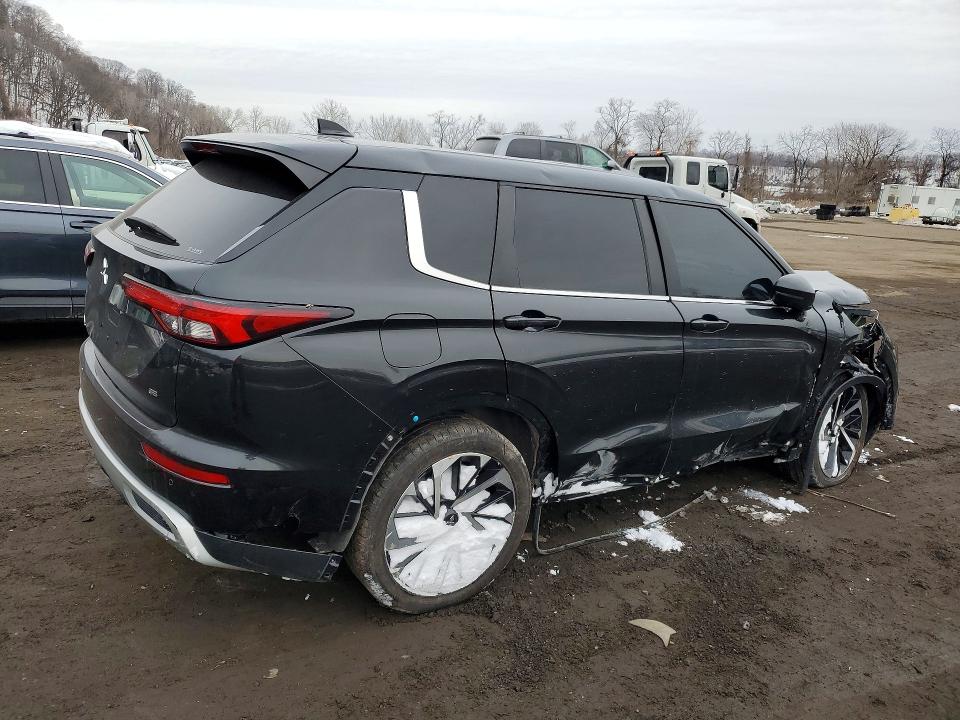 Продаж на аукціоні авто 2023 Mitsubishi Outlander, vin: JA4J4UA87PZ033629, номер лоту: 52643586