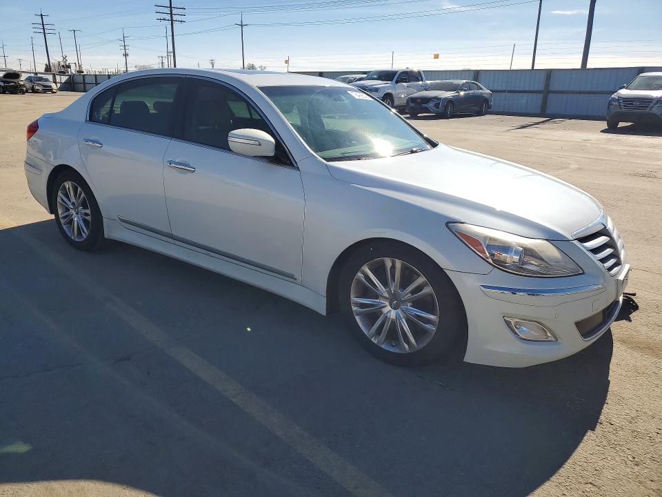 2012 Hyundai Genesis მანქანა იყიდება აუქციონზე, vin: KMHGC4DF2CU165472, აუქციონის ნომერი: 79429845