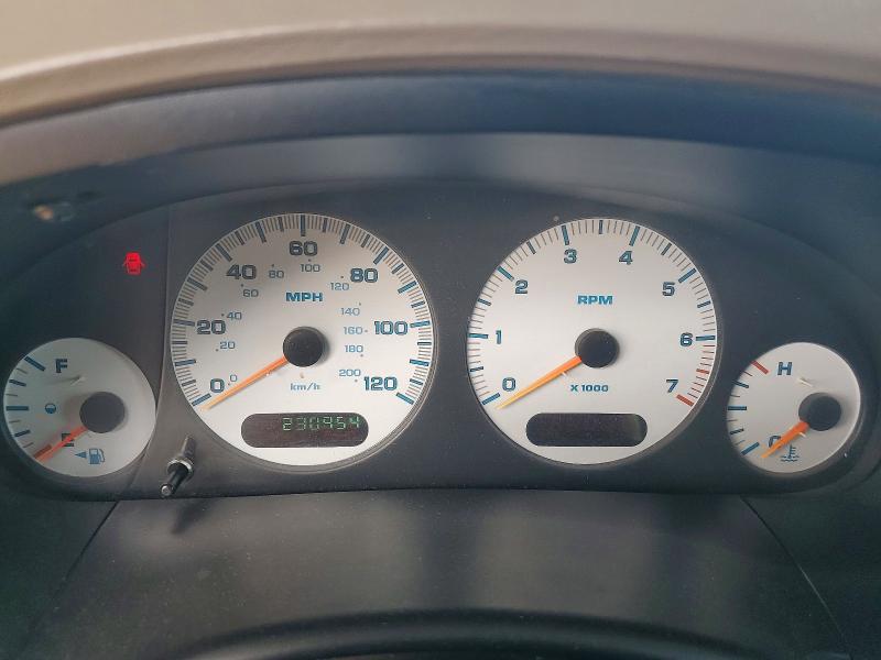 78144505 :رقم المزاد ، 1C4GJ25302B529501 vin ، 2002 Chrysler Voyager مزاد بيع