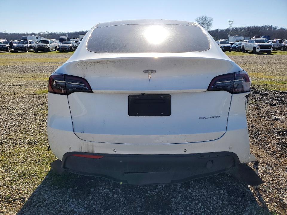 Продажа на аукционе авто 2022 Tesla Model Y, vin: 7SAYGDEE8NA021181, номер лота: 84993315