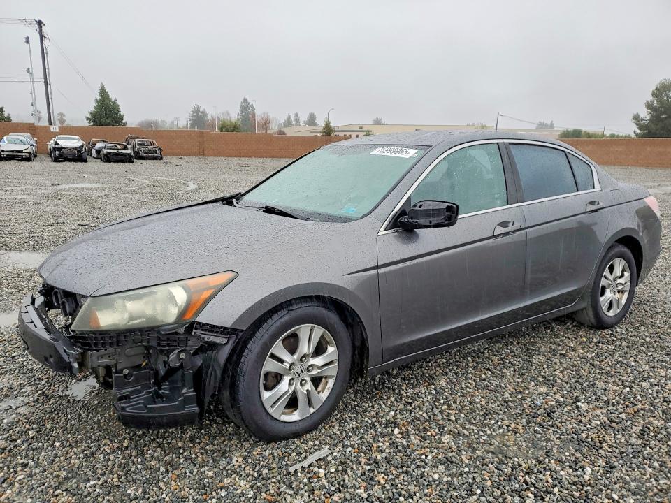 2010 Honda Accord მანქანა იყიდება აუქციონზე, vin: 1HGCP2F48AA165936, აუქციონის ნომერი: 76999965