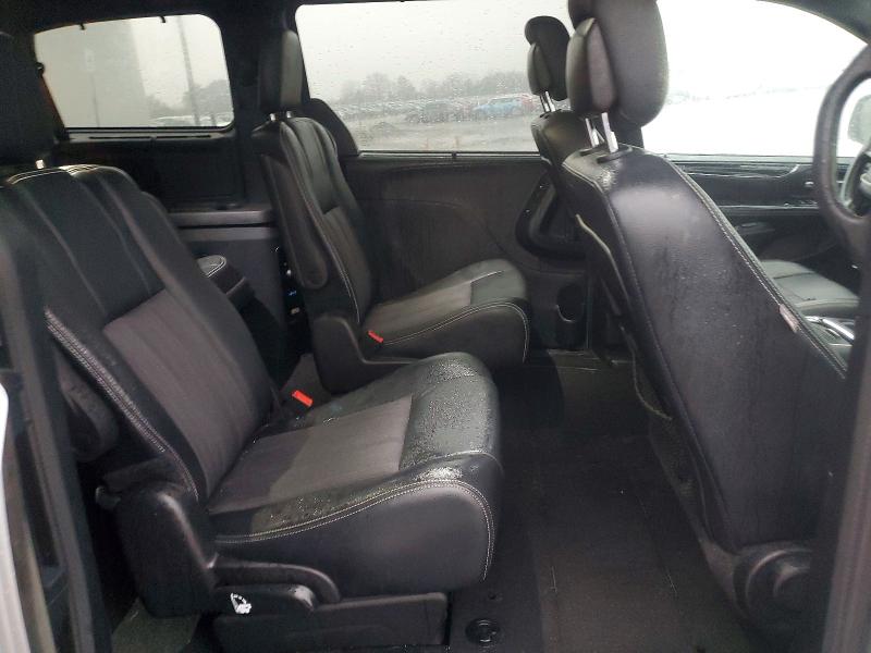 78178995 :رقم المزاد ، 2C4RC1HG4GR232171 vin ، 2016 Chrysler Town & Country مزاد بيع