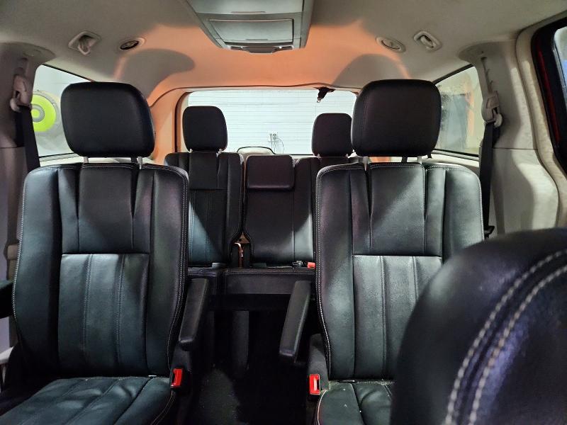 2013 Chrysler Town & Country მანქანა იყიდება აუქციონზე, vin: 2C4RC1BG0DR742635, აუქციონის ნომერი: 78500575