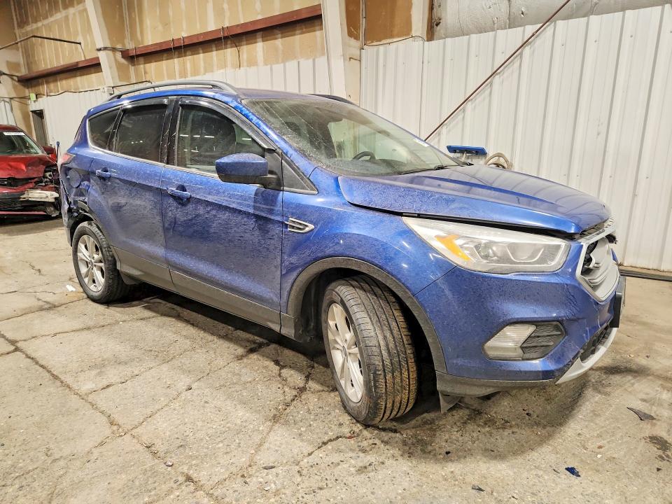 2017 Ford Escape მანქანა იყიდება აუქციონზე, vin: 1FMCU9G91HUA95274, აუქციონის ნომერი: 75689065