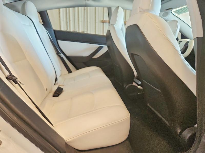Продажа на аукционе авто 2018 Tesla Model 3, vin: 5YJ3E1EB2JF122456, номер лота: 77931175