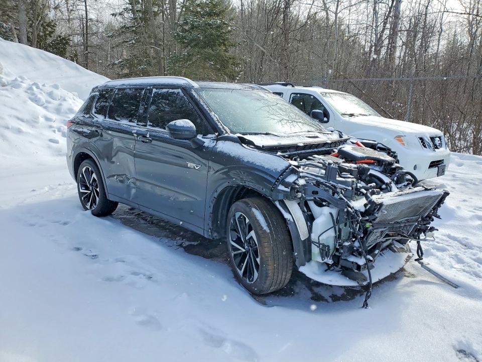2025 Mitsubishi Outlander მანქანა იყიდება აუქციონზე, vin: JA4T5WA99SZ611605, აუქციონის ნომერი: 78470875
