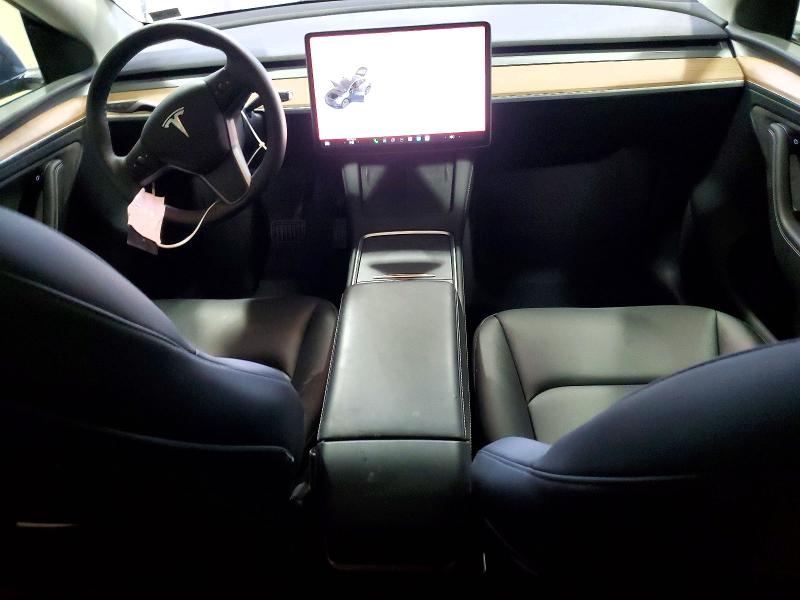 79030475 :رقم المزاد ، 7SAYGDEEXSA354073 vin ، 2025 Tesla Model Y مزاد بيع