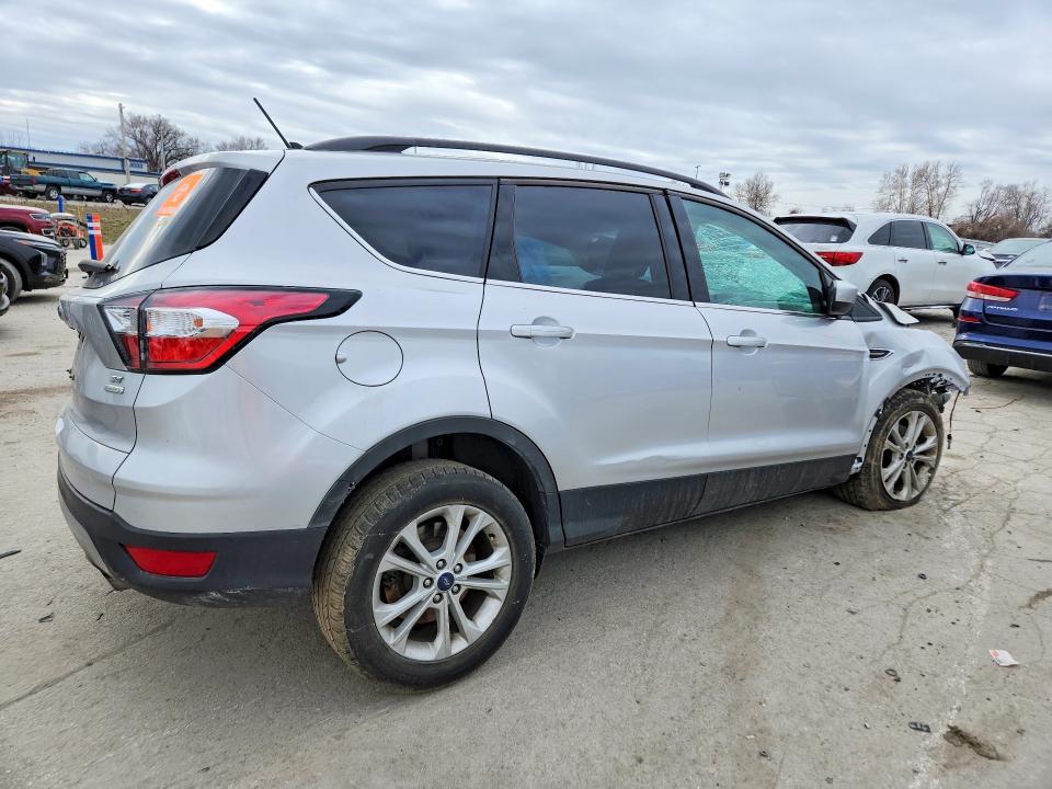 Продажа на аукционе авто 2018 Ford Escape, vin: 1FMCU0GDXJUA84716, номер лота: 78684225
