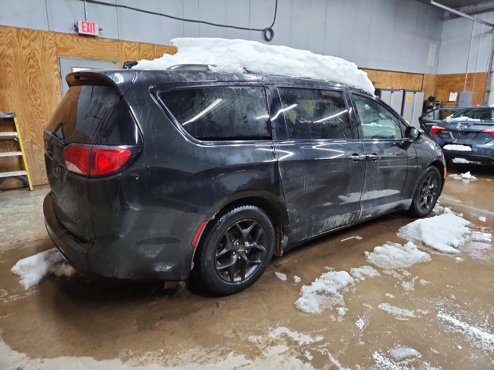 78496465 :رقم المزاد ، 2C4RC1GG6KR686674 vin ، 2019 Chrysler Pacifica مزاد بيع
