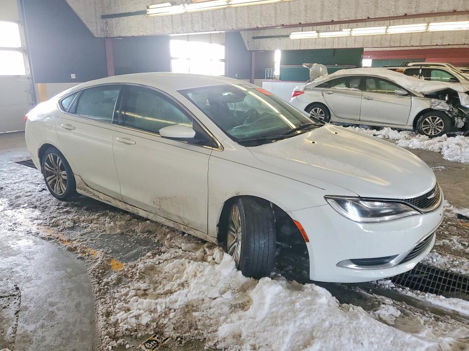 75441855 :رقم المزاد ، 1C3CCCAB5FN541910 vin ، 2015 Chrysler 200 مزاد بيع