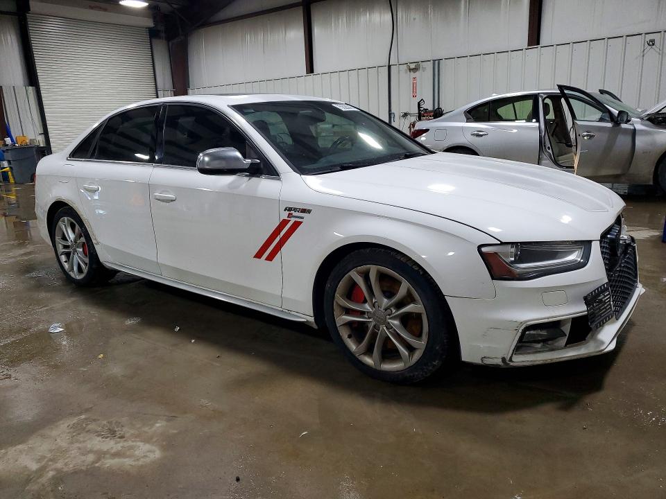2014 Audi S4 მანქანა იყიდება აუქციონზე, vin: WAUBGAFL9EA031211, აუქციონის ნომერი: 75628045