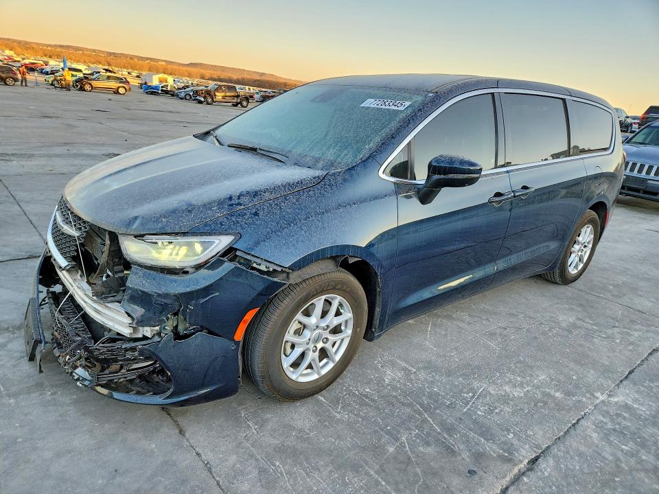 Продажа на аукционе авто 2023 Chrysler Pacifica, vin: 2C4RC1BG3PR505609, номер лота: 77283345