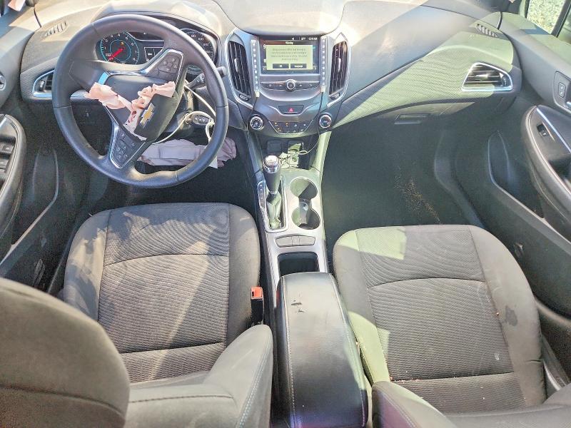 77365625 :رقم المزاد ، 1G1BE5SM1J7217520 vin ، 2018 Chevrolet Cruze 4d مزاد بيع